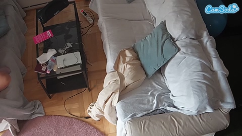 voyeurcam-julmodels-living-7